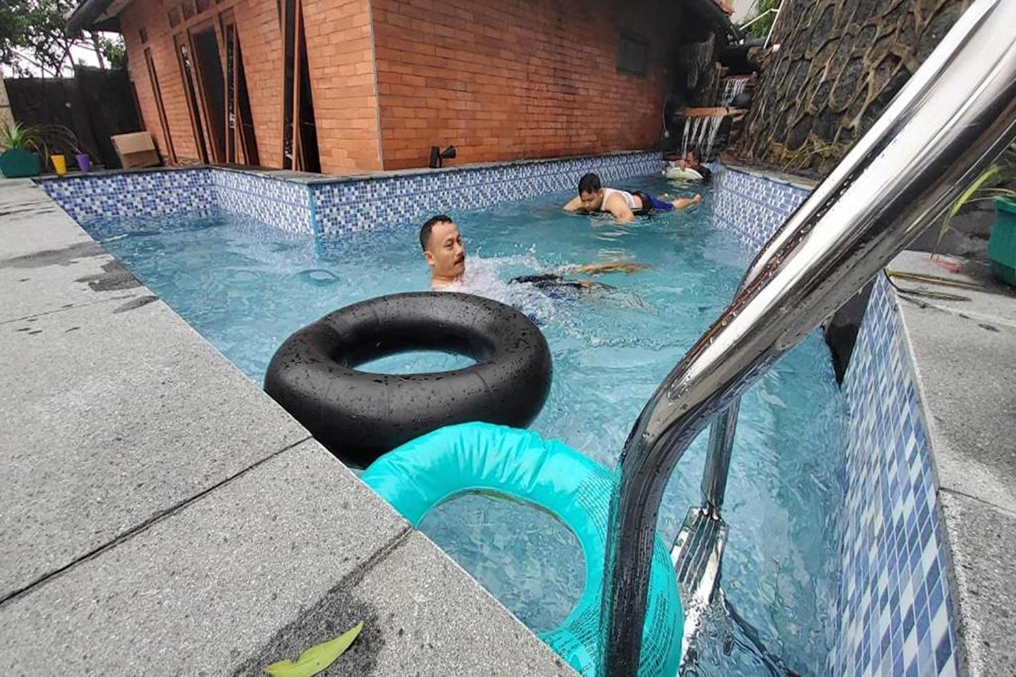 Pondok Cipaseban Villa Zoya 2 מראה חיצוני תמונה